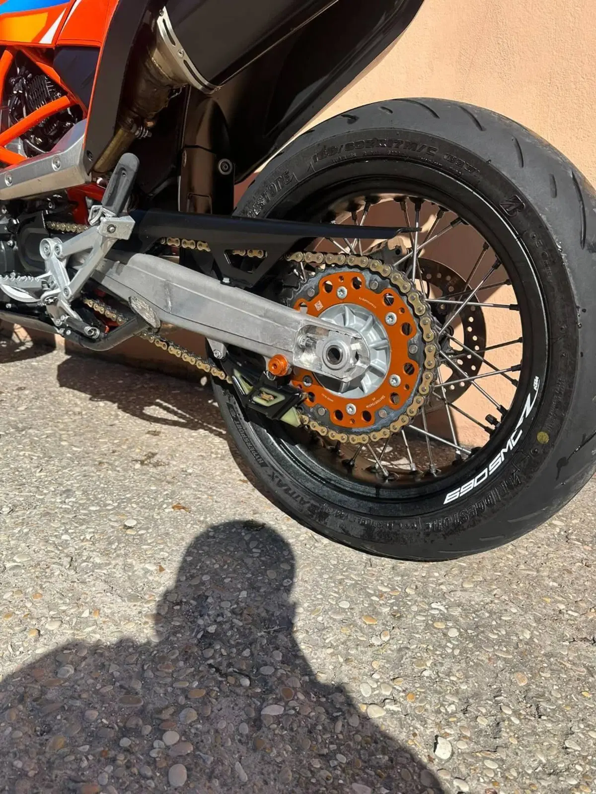 KTM 690 SMC R (2023 - 25) (4)