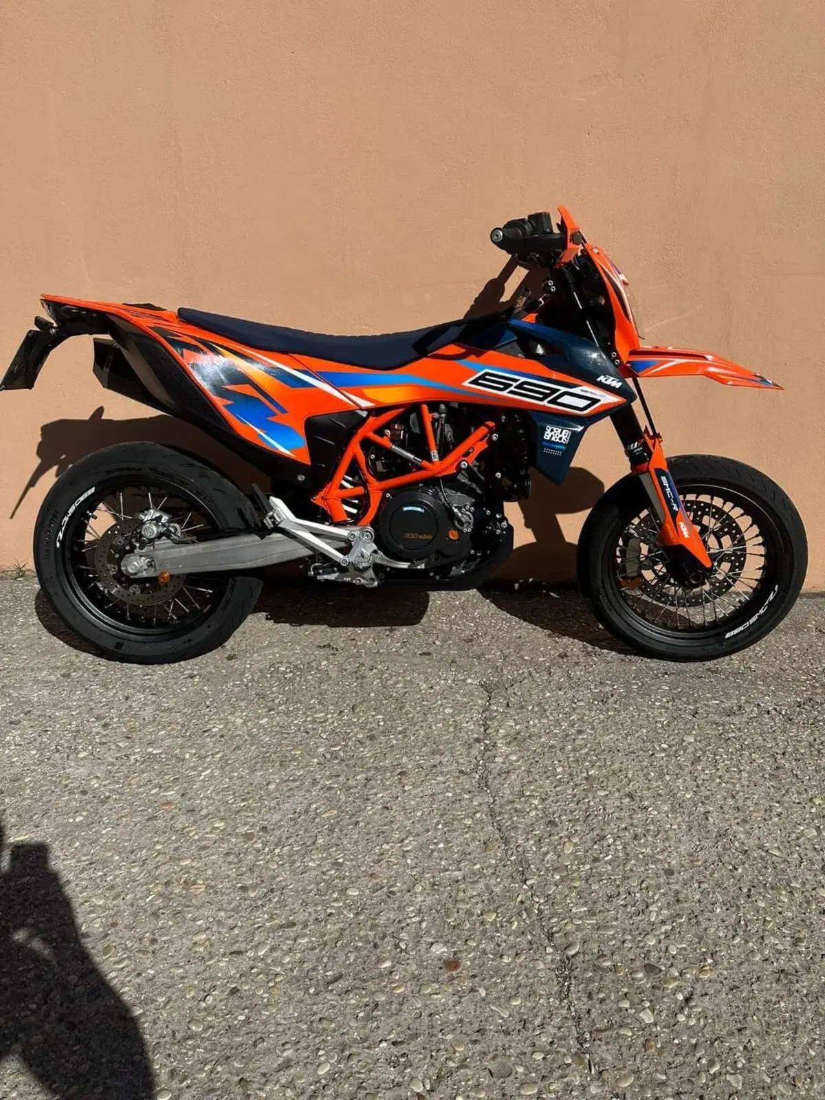 KTM 690 SMC R (2023 - 25) (2)