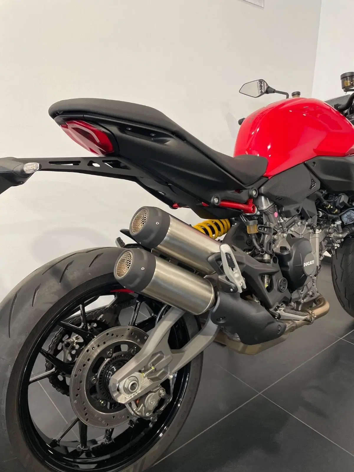 Ducati Monster 890 (2026) (3)
