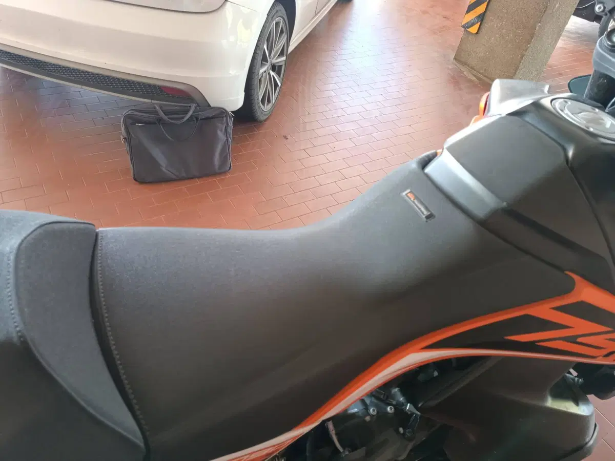 KTM 790 Adventure (2019 - 20) (7)