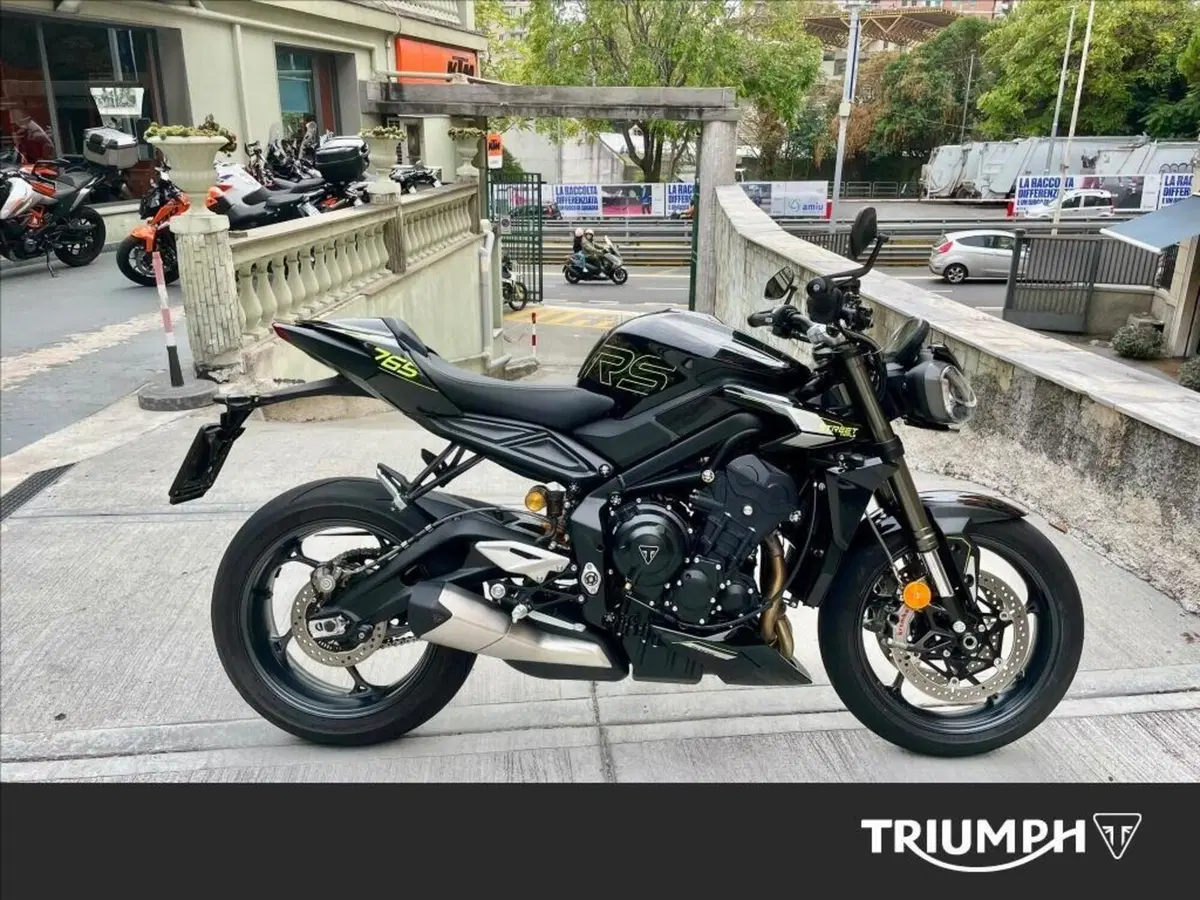 Triumph Street Triple 765 RS (2023 - 26)