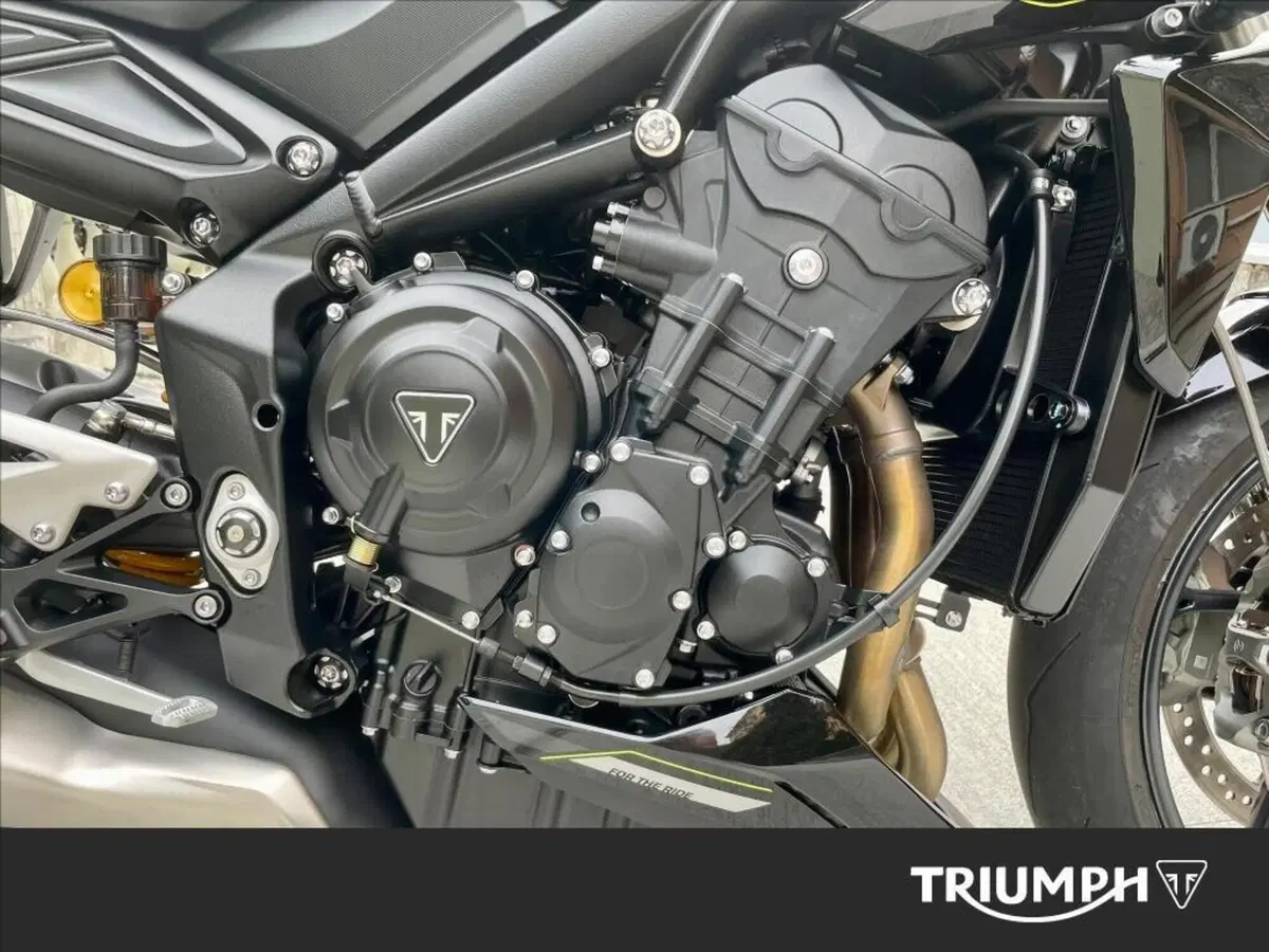 Triumph Street Triple 765 RS (2023 - 26) (10)