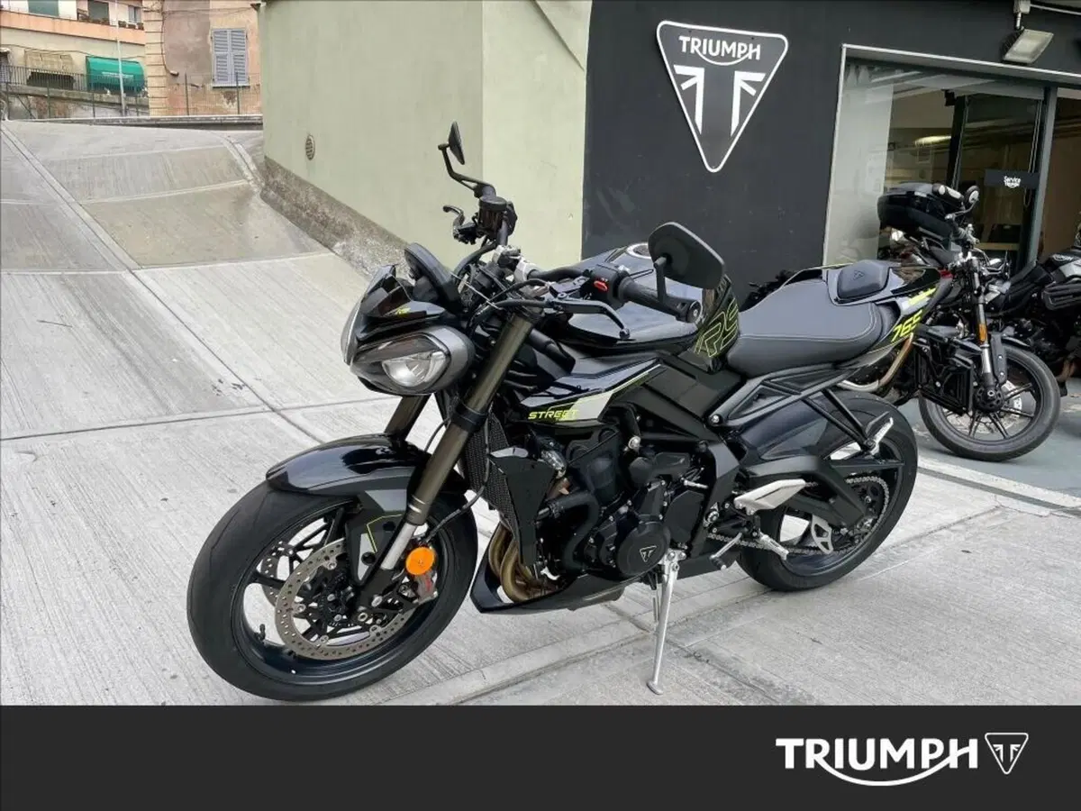 Triumph Street Triple 765 RS (2023 - 26) (2)