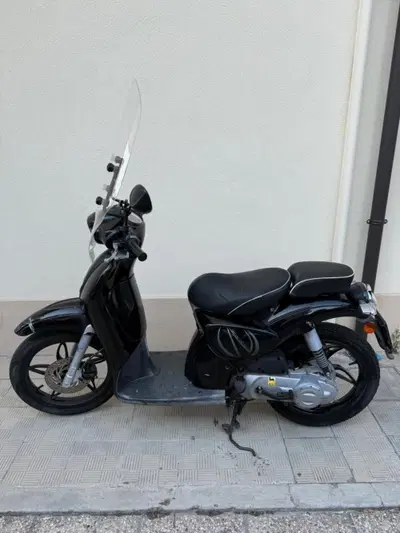 Aprilia Scarabeo 50 2t (2008 - 17) usata