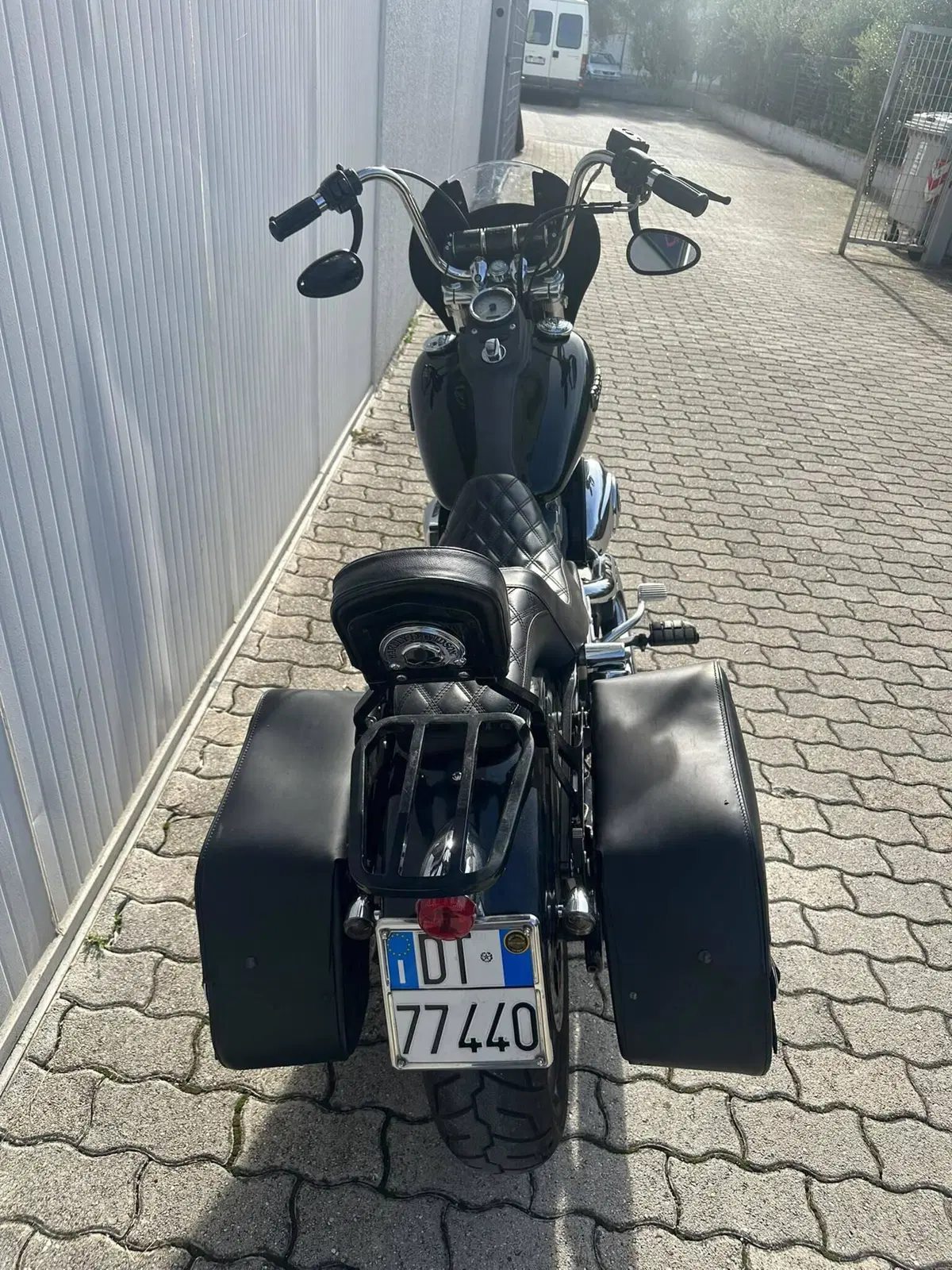Harley-Davidson 1584 Street Bob (2008 - 15) - FXDB (8)