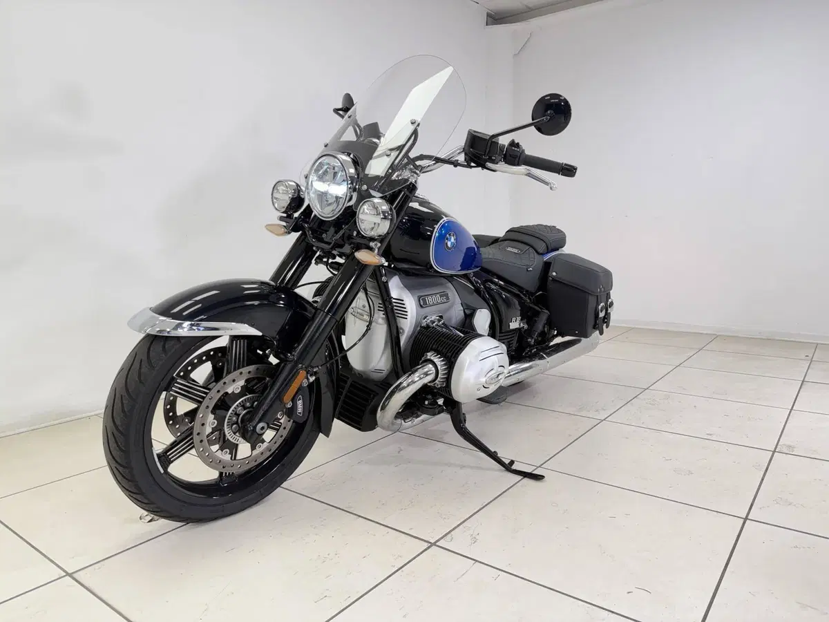 Bmw R 18 Classic (2025 - 26) (2)
