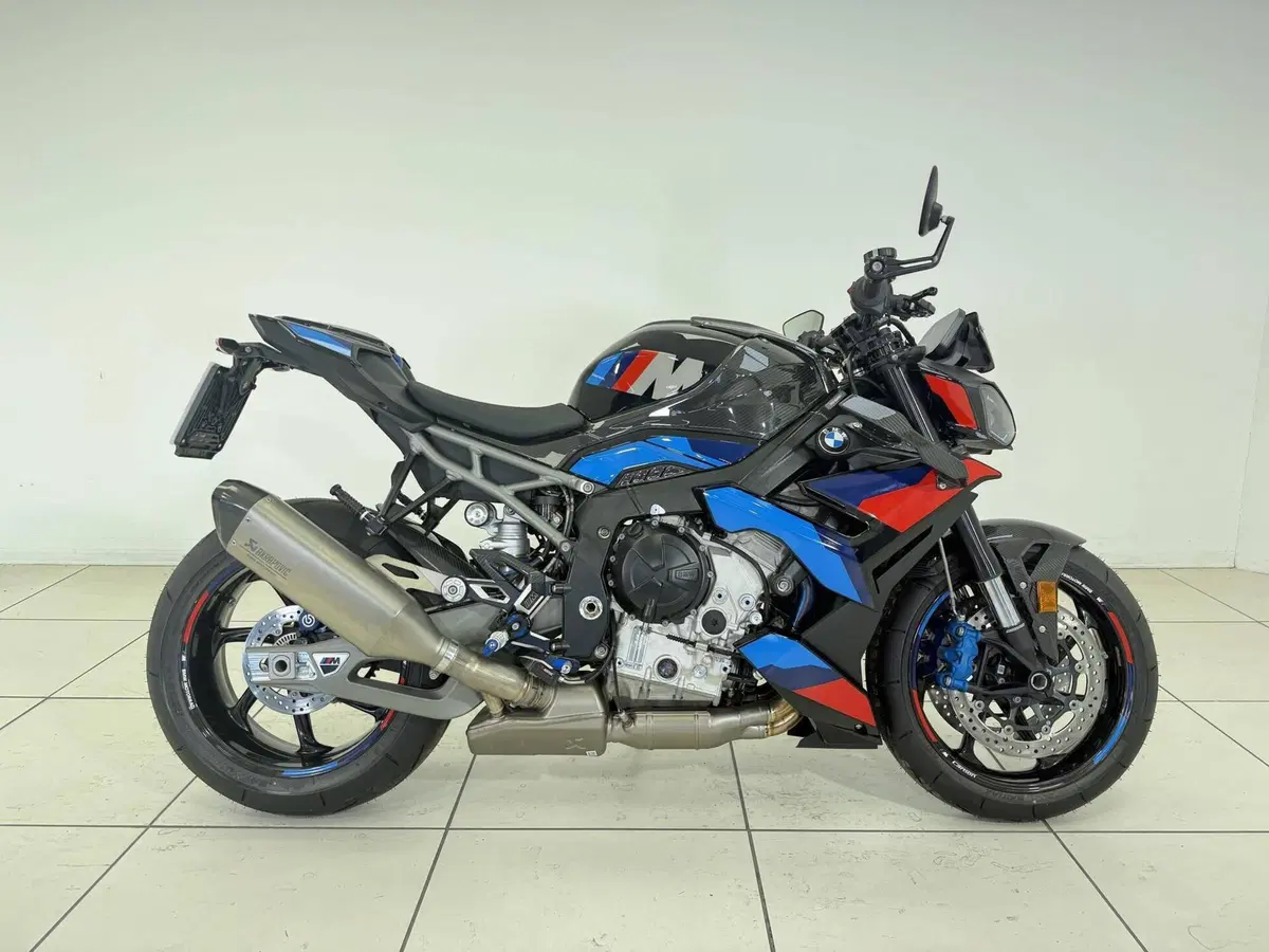 Bmw M 1000 R (2025 - 27)