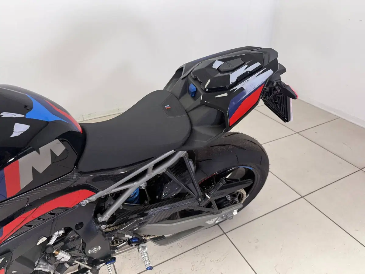 Bmw M 1000 R (2025 - 27) (9)