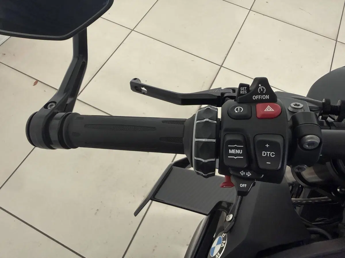 Bmw M 1000 R (2025 - 27) (10)
