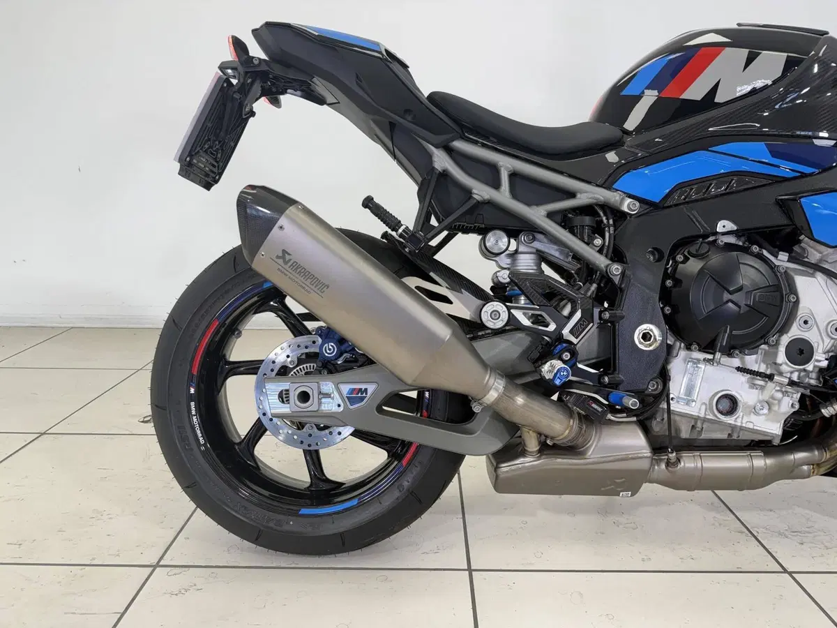 Bmw M 1000 R (2025 - 27) (12)