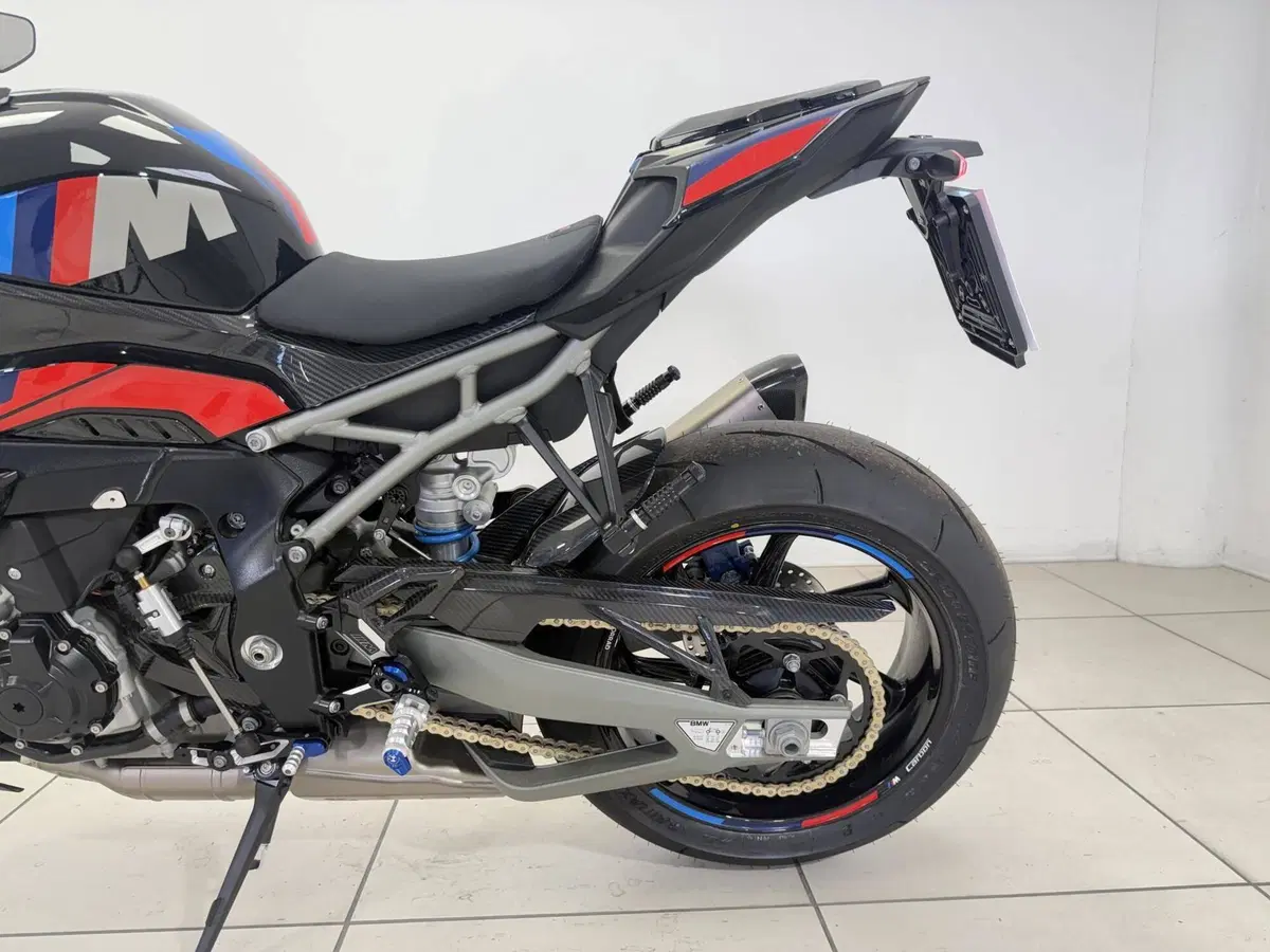 Bmw M 1000 R (2025 - 27) (14)