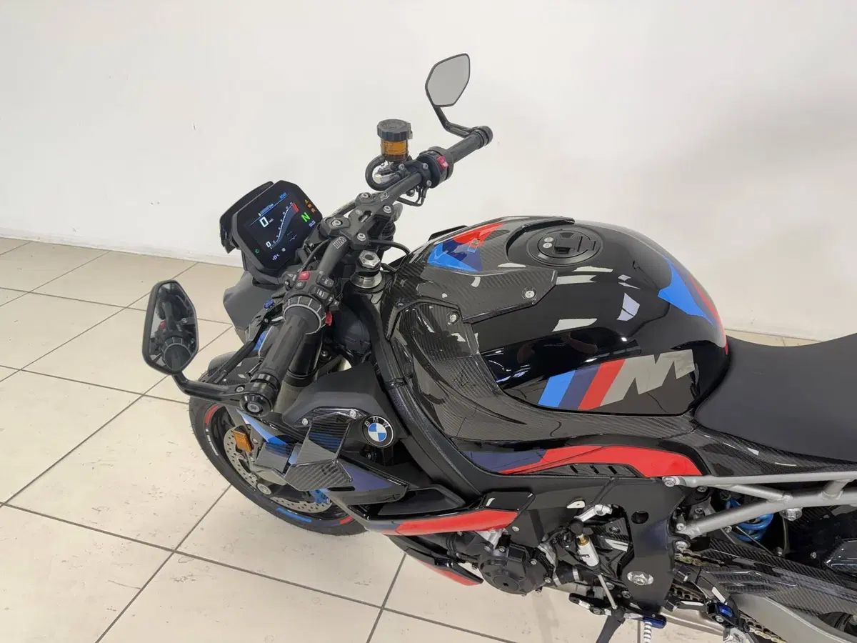 Bmw M 1000 R (2025 - 27) (16)