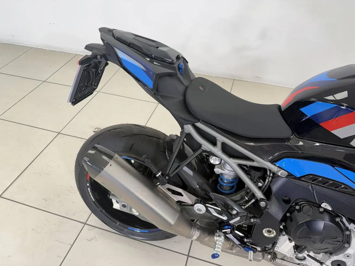 Bmw M 1000 R (2025 - 27) (17)