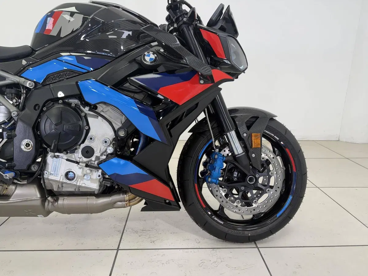 Bmw M 1000 R (2025 - 27) (18)