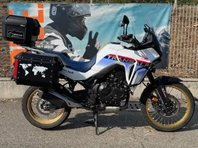 Honda Transalp XL750 (2025) usata