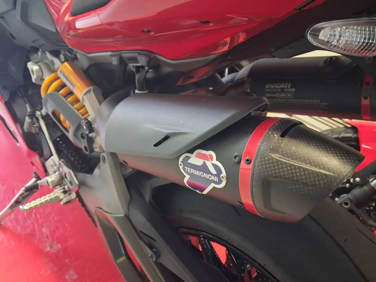 Ducati Panigale V2 S (2025 - 26) (7)