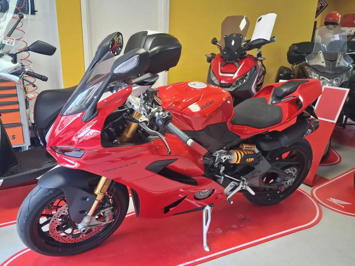 Ducati Panigale V2 S (2025 - 26)