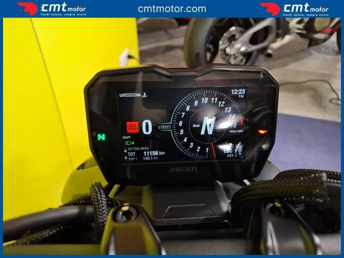 Ducati Streetfighter V4 1100 S (2021 - 22) (10)