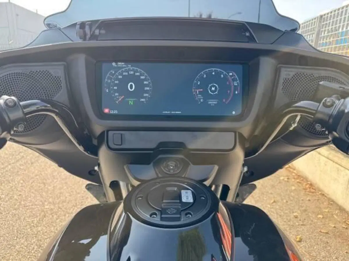 Harley-Davidson Street Glide (2024 - 26) (14)