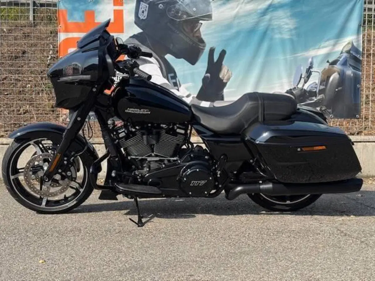 Harley-Davidson Street Glide (2024 - 26) (3)