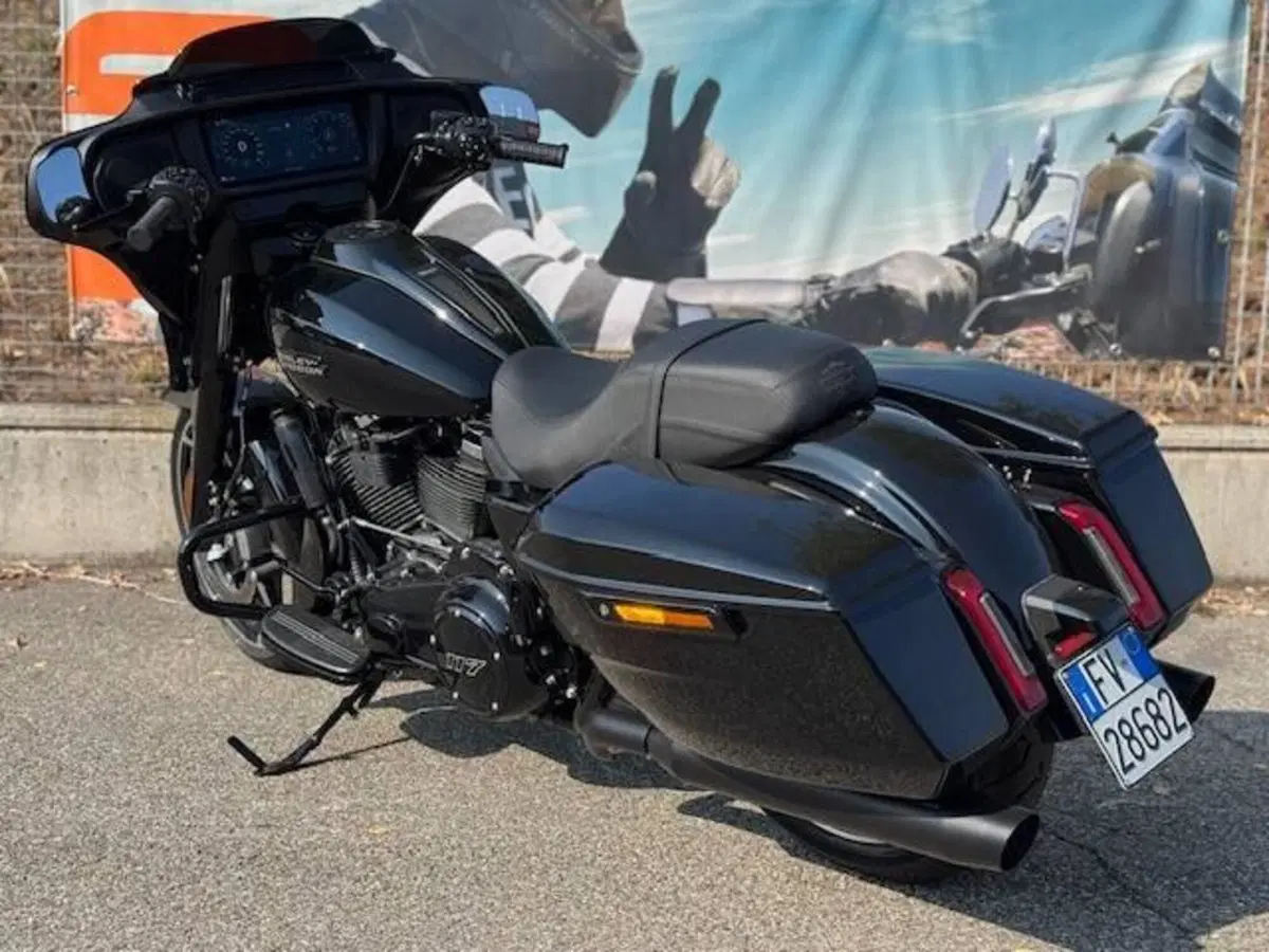 Harley-Davidson Street Glide (2024 - 26) (8)