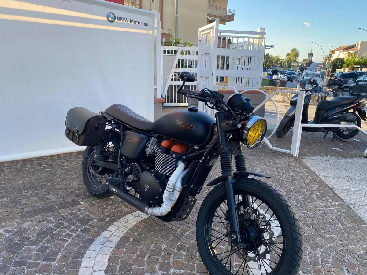Triumph Bonneville (2007 - 16) (2)