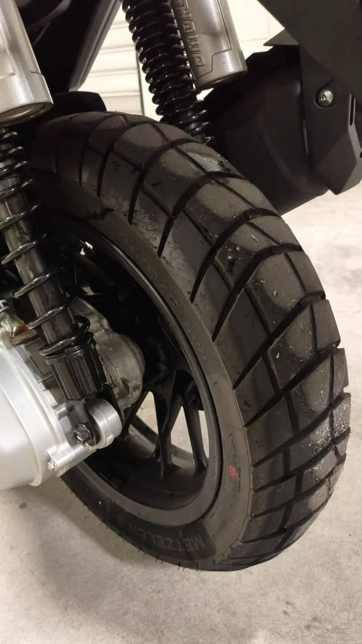 Honda ADV 350 (2022 - 24) (7)