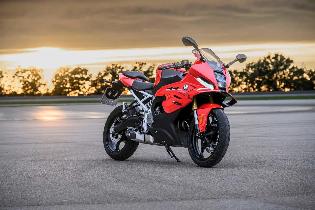 Novità BMW F 450 RR: la sportiva con il DNA della S 1000 RR per la patente A2 [VIDEO & GALLERY] (11)
