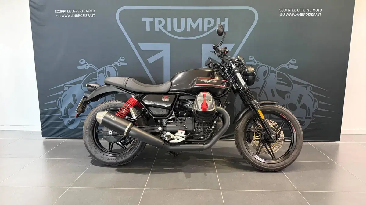 Moto Guzzi V7 Stone Special Edition (2022 - 25)