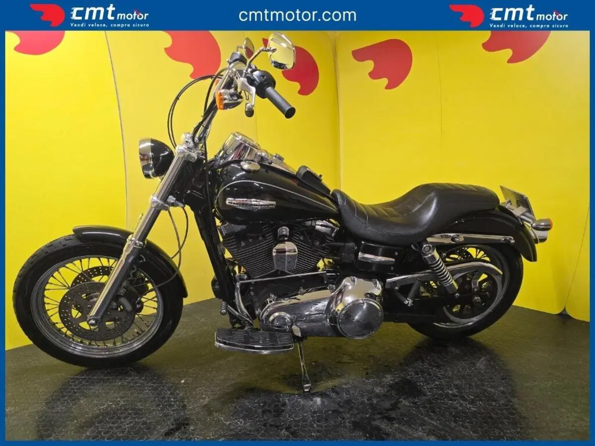 Harley-Davidson 1584 Super Glide Custom (2008 - 13) - FXDC (3)