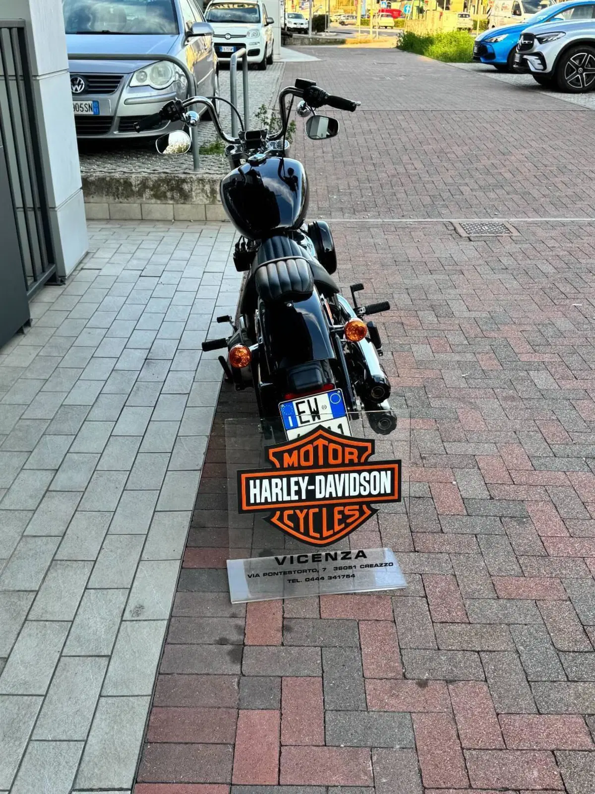 Harley-Davidson Softail Standard (2020) - FXST (4)