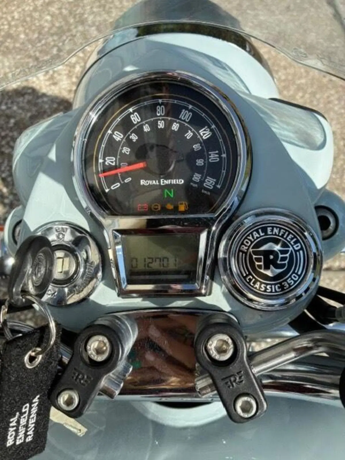 Royal Enfield Classic 350 (2021 - 26) (4)
