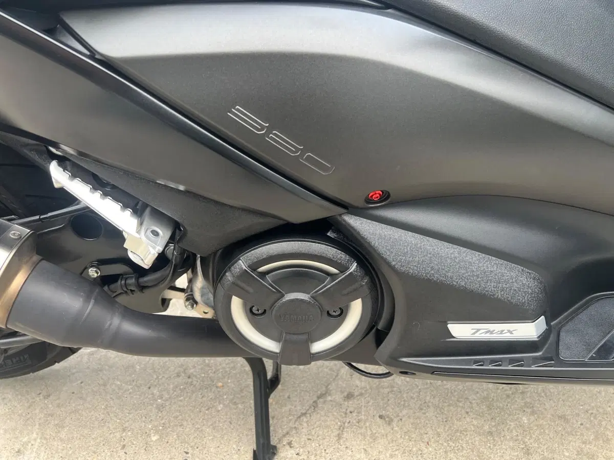 Yamaha T-Max 560 (2020 - 21) (12)