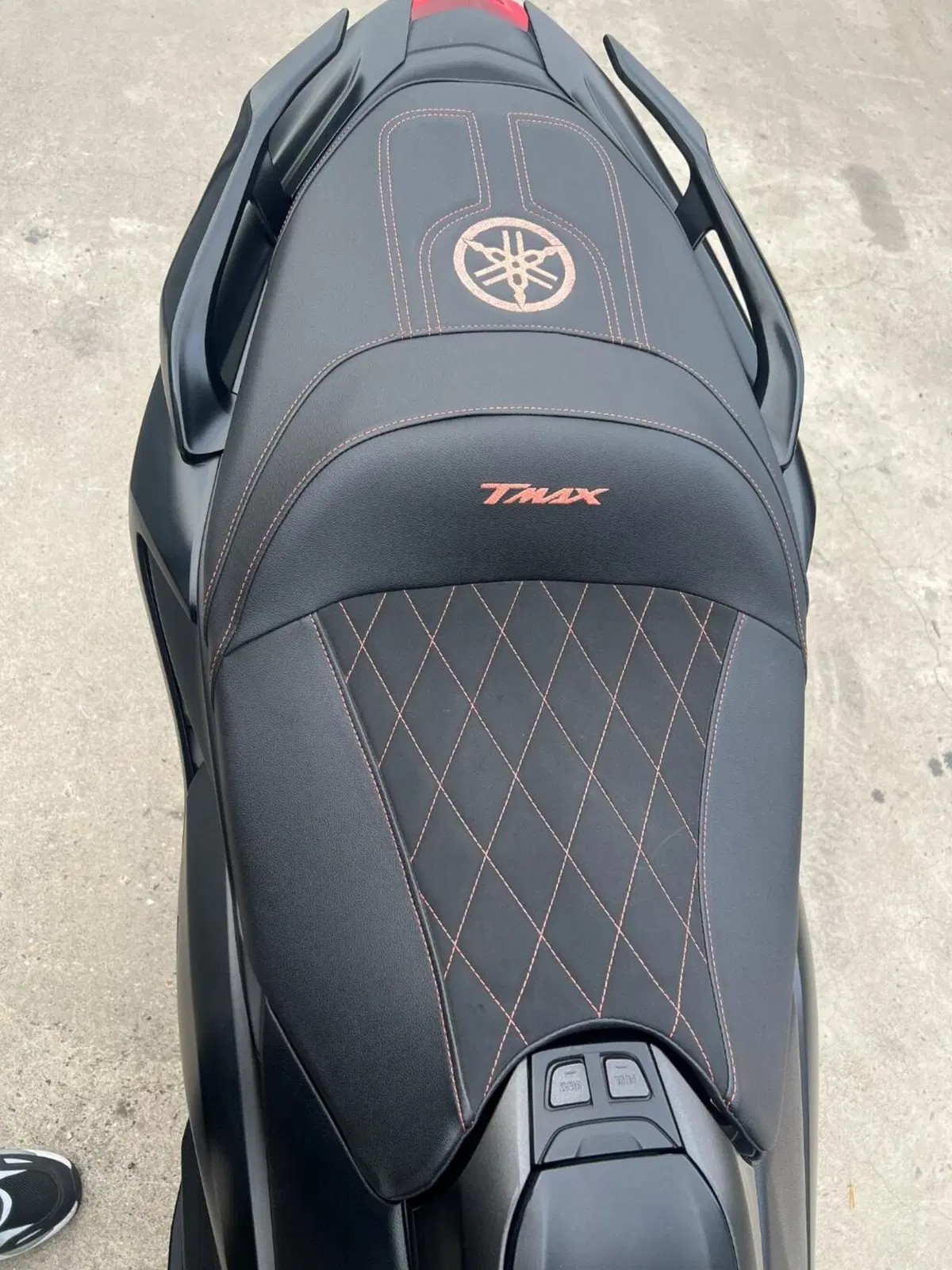Yamaha T-Max 560 (2020 - 21) (8)