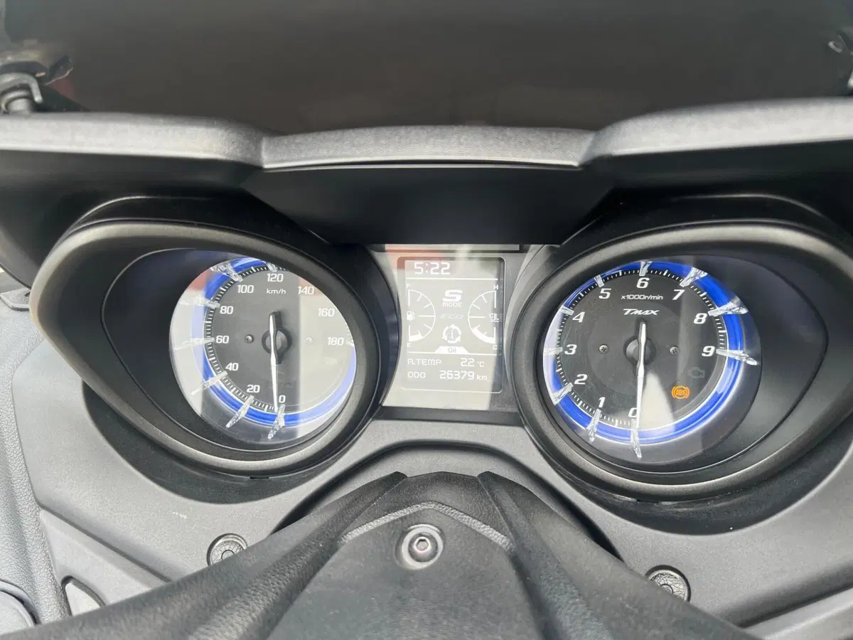 Yamaha T-Max 560 (2020 - 21) (5)