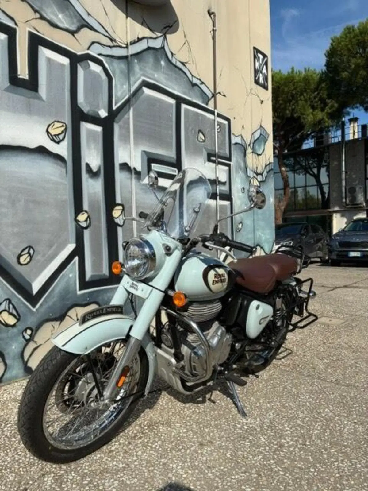 Royal Enfield Classic 350 (2021 - 26) (5)