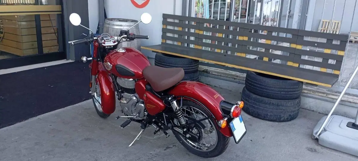 Royal Enfield Classic 350 (2021 - 26) (6)