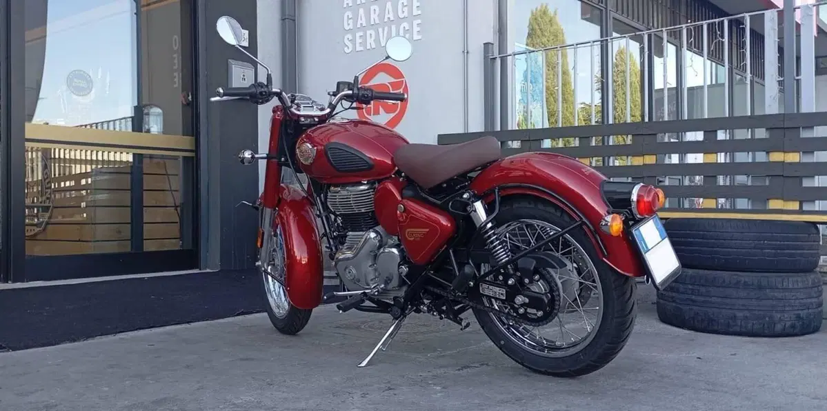 Royal Enfield Classic 350 (2021 - 26) (5)