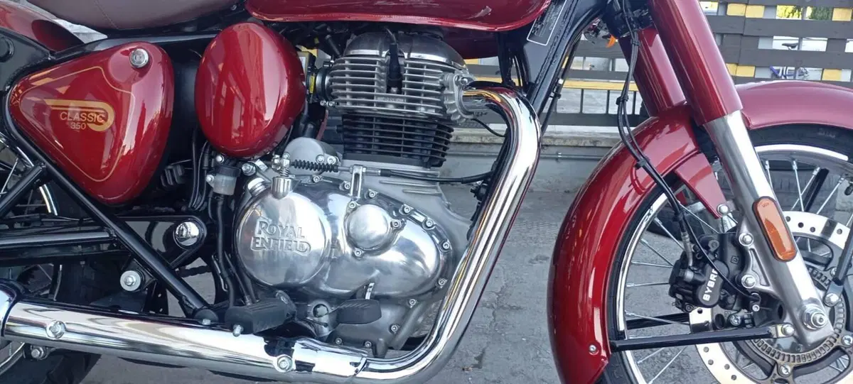 Royal Enfield Classic 350 (2021 - 26) (14)