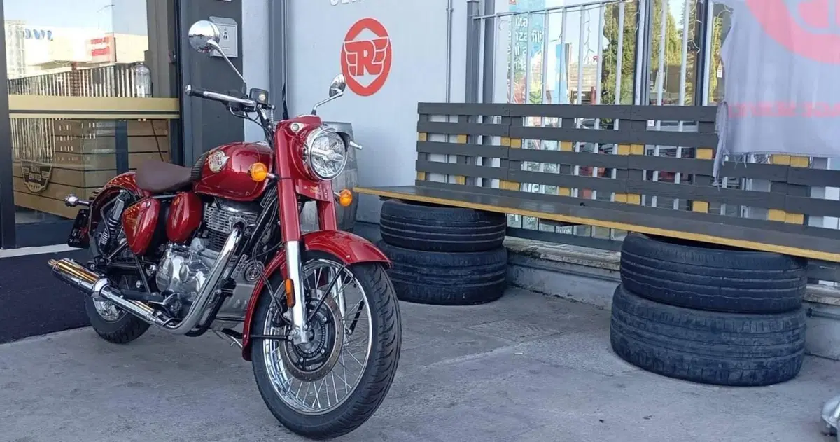 Royal Enfield Classic 350 (2021 - 26) (4)