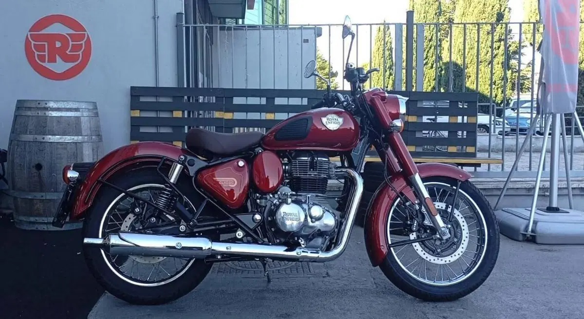 Royal Enfield Classic 350 (2021 - 26) (20)