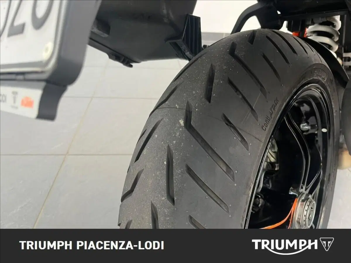 KTM 1290 Super Duke GT (2021 - 25) (3)