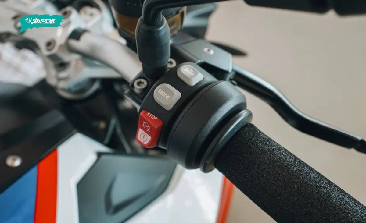Bmw F 800 R (2017 - 20) (9)