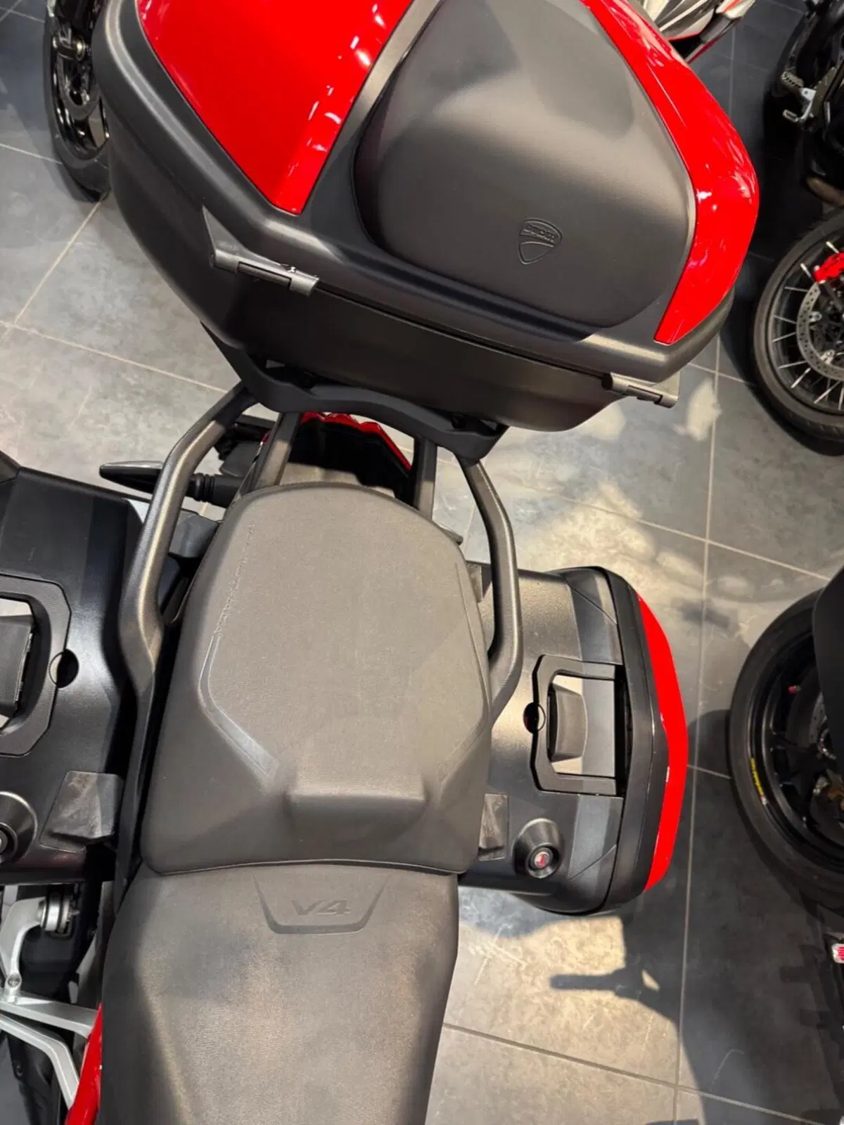 Ducati Multistrada V4 S (2021 - 24) (5)