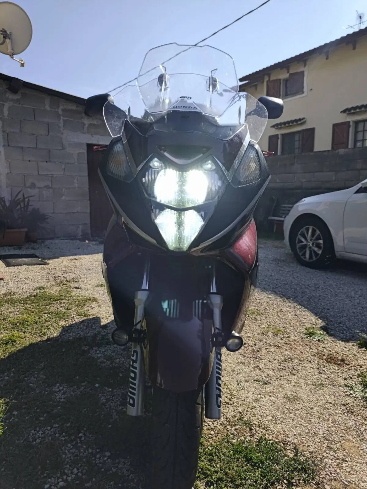 Honda Silver Wing 600 (2001 - 05) (4)