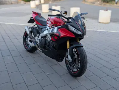 Aprilia Tuono V4 (2021 - 24) usata