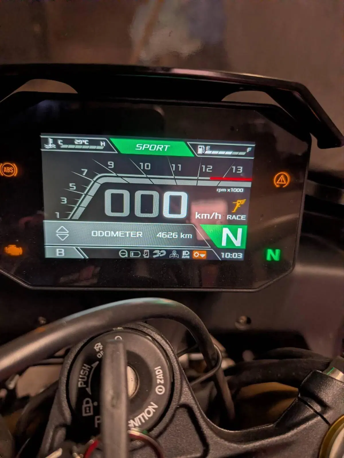 Aprilia Tuono V4 (2021 - 24) (6)