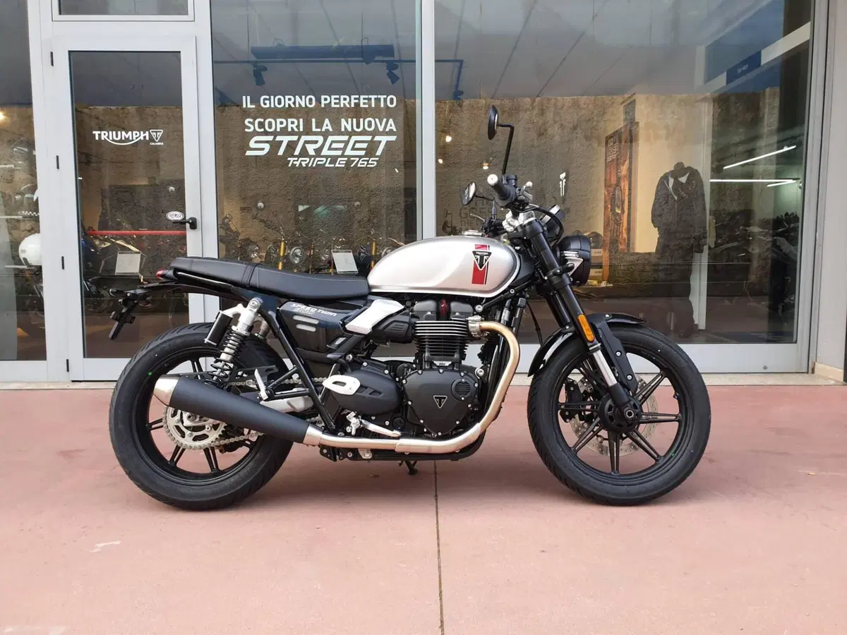 Triumph Speed Twin 900 (2025 - 26) (3)