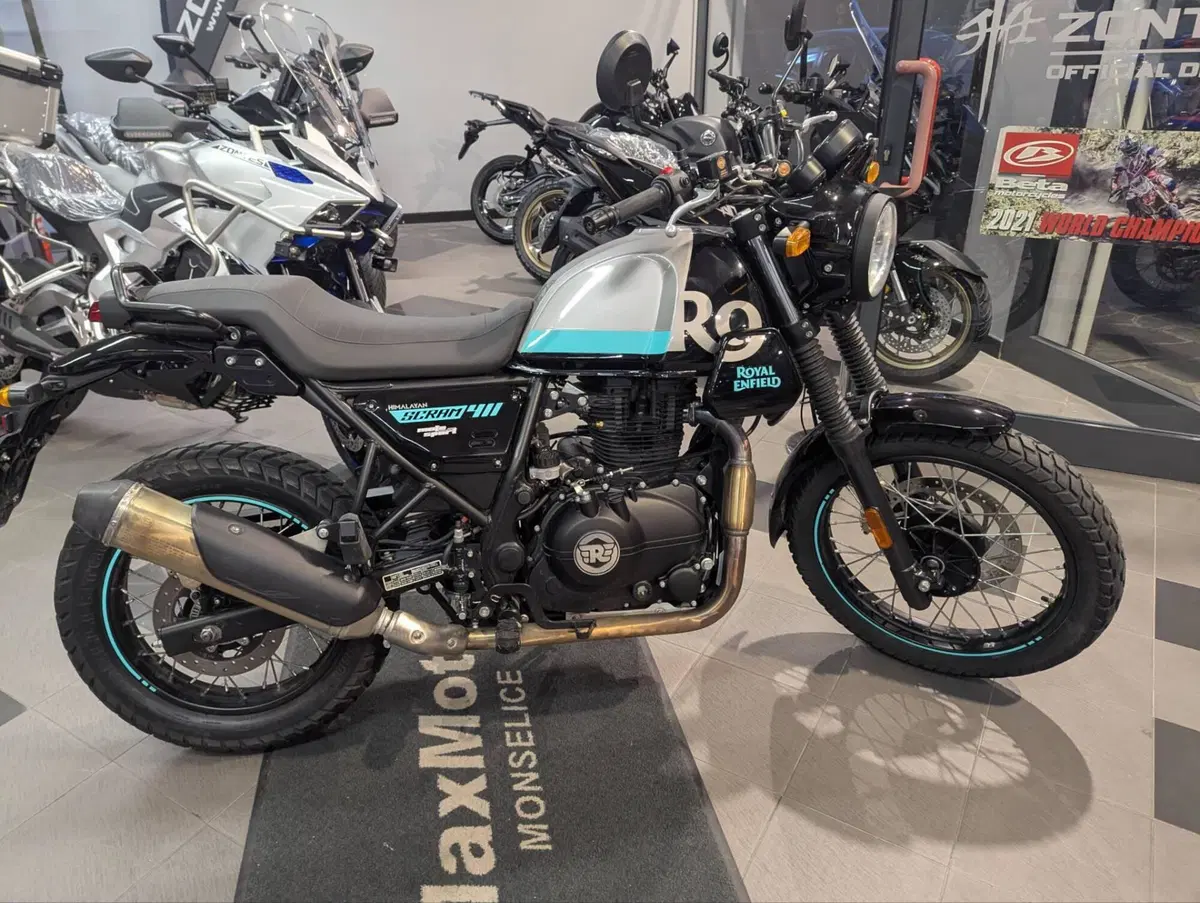 Royal Enfield Scram 411 (2022 - 24) (4)