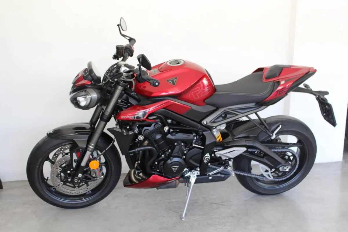 Triumph Street Triple 765 RS (2023 - 26) (9)